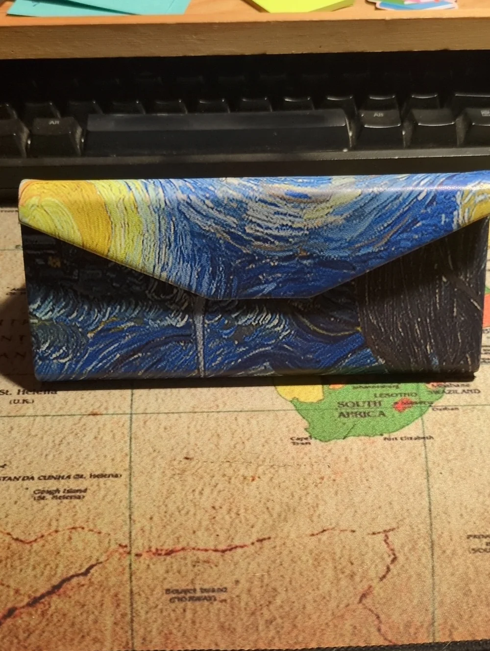Van Gogh Glasses Holder